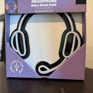 Headphone Wall Neon Sign